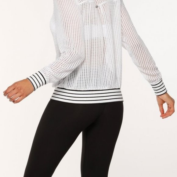 LORNA JANES Athleisure Bomber Jacket - Picture 2 of 3